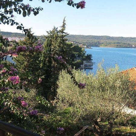 Apartments Janja - Terrace Sea View Necujam Exterior photo